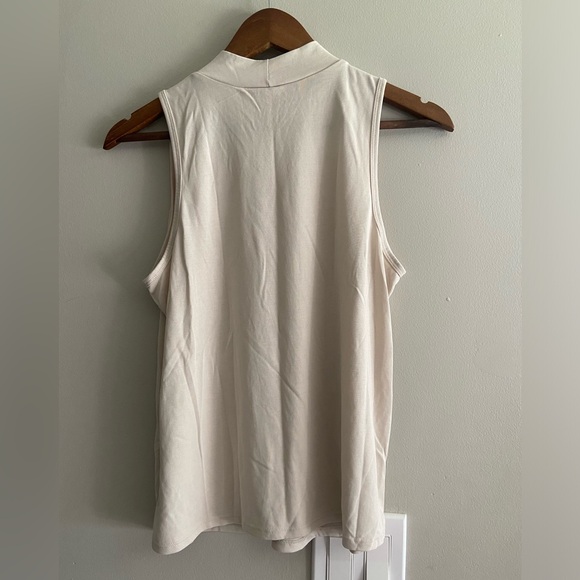 🌸 Joe Fresh 🌸 mock neck tank - Picture 2 of 5